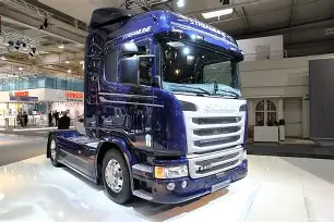 包含汉诺威后卫皮斯库诺关键抢断,创造点球机会扳平比分的词条 包含汉诺威后卫皮斯库诺关键抢断,创造点球机会扳平比分的词条