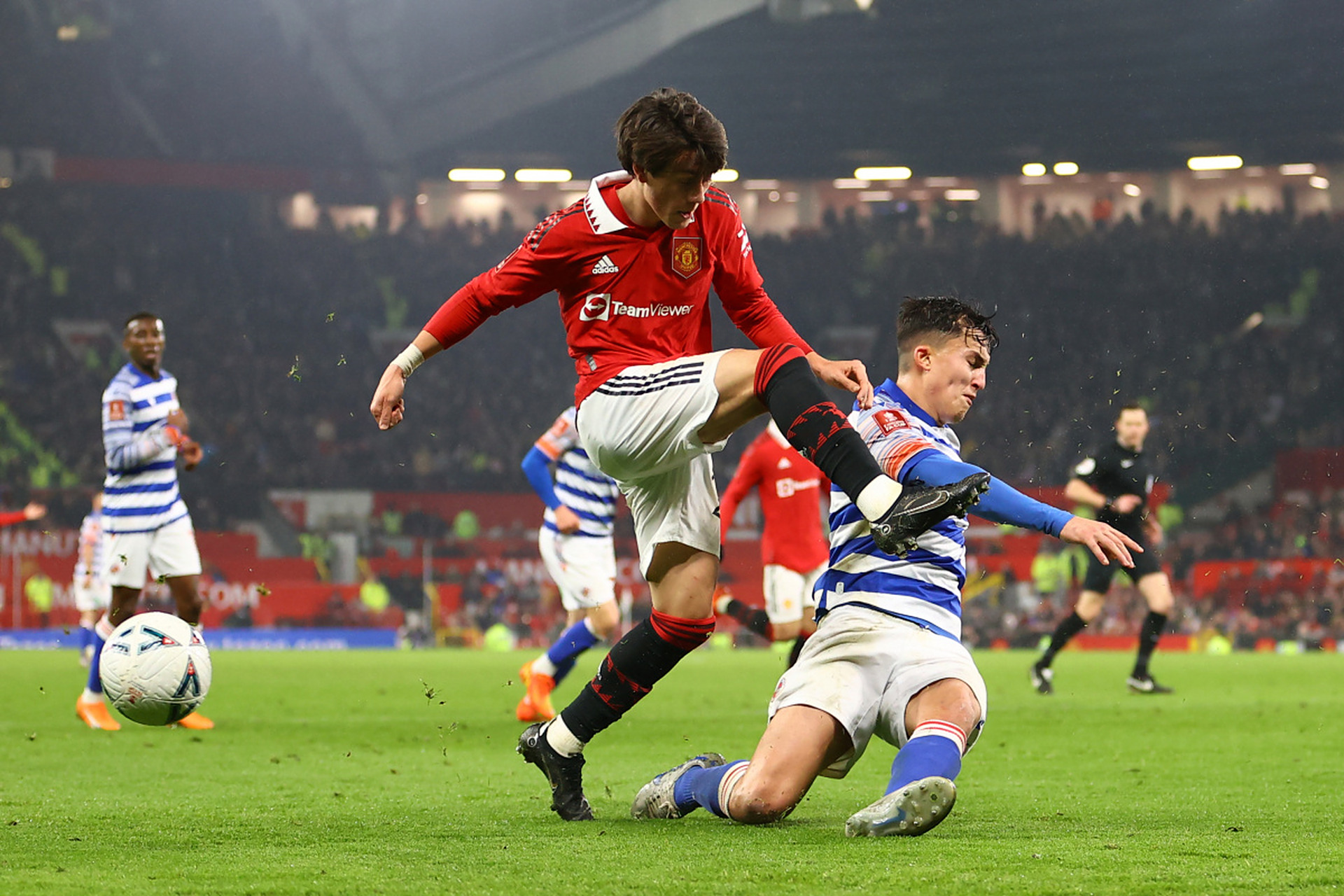 欧洲足球杯比赛情况 欧洲足球杯比赛情况